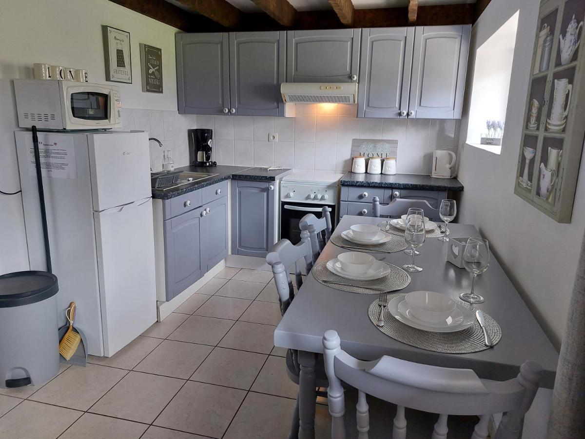 Les Gages Villa Brece  Exteriör bild