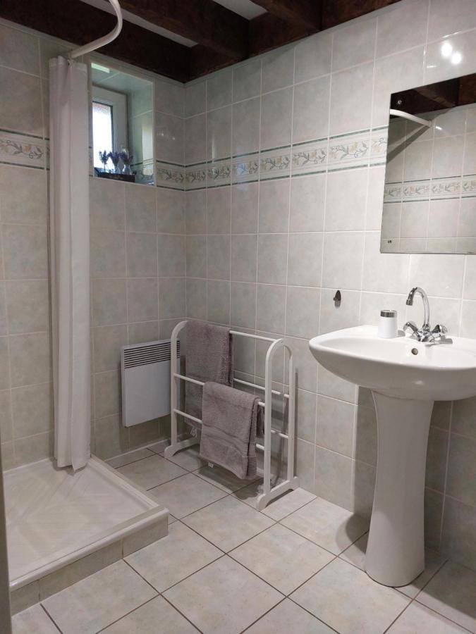 Les Gages Villa Brece  Exteriör bild